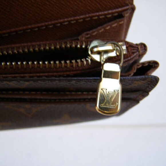 Authentic LOUIS VUITTON Sarah Monogram Wallet EUC - Picture 11 of 14